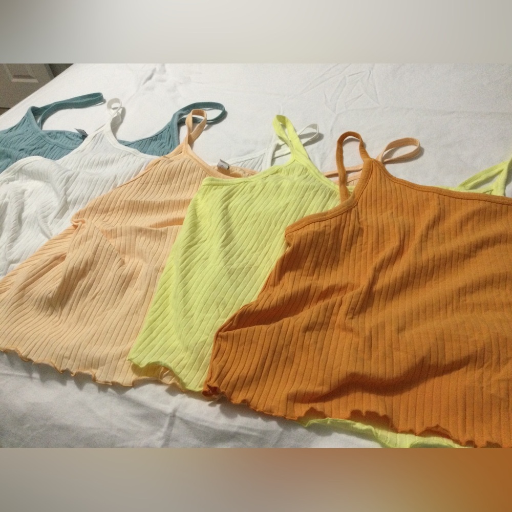 Lot of 5 Old Navy Ribbed Cropped Cami Tank Top Assorted Colors Size 4X NWOT - Picture 2 of 14